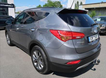 Hyundai - Santa FE