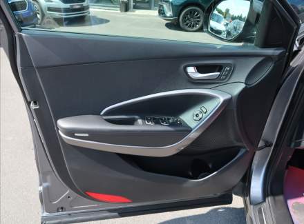 Hyundai - Santa FE