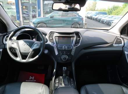 Hyundai - Santa FE