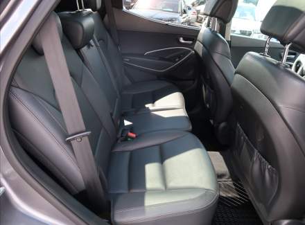 Hyundai - Santa FE
