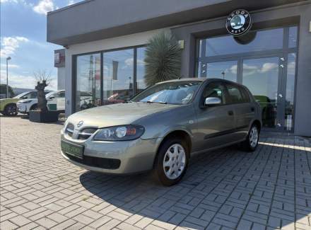 Nissan - Almera