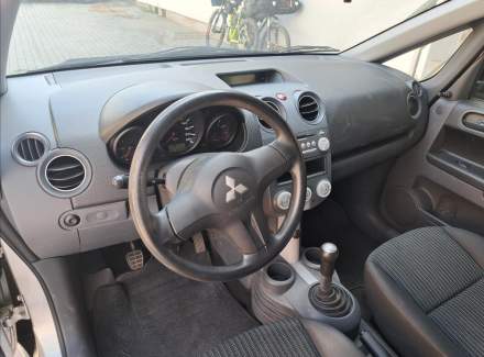 Mitsubishi - Colt