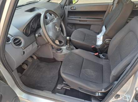 Mitsubishi - Colt