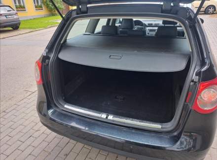 Volkswagen - Passat
