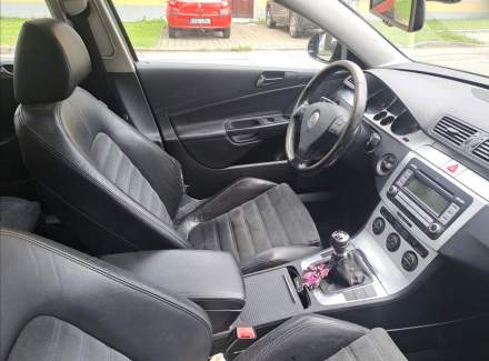 Volkswagen - Passat