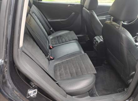 Volkswagen - Passat