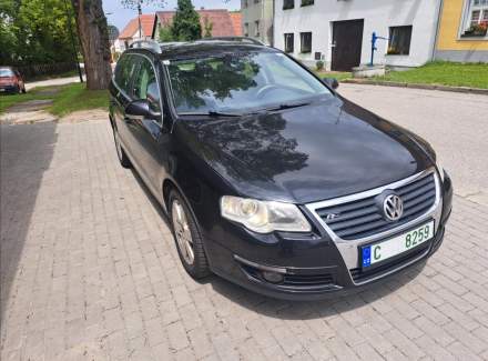 Volkswagen - Passat
