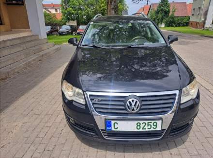 Volkswagen - Passat