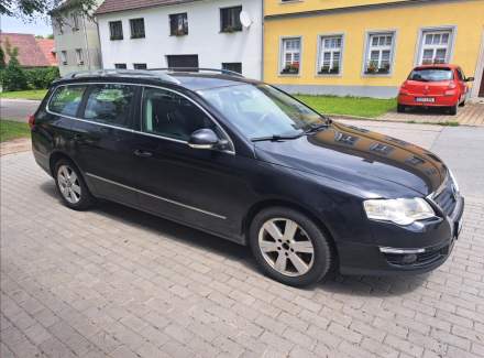 Volkswagen - Passat