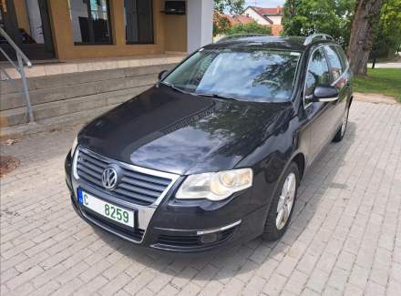Volkswagen - Passat