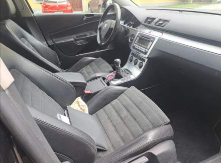 Volkswagen - Passat
