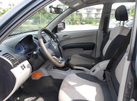 Mitsubishi - L 200
