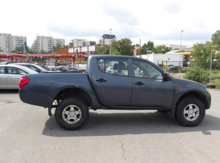 Mitsubishi - L 200
