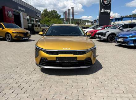 Kia - K4