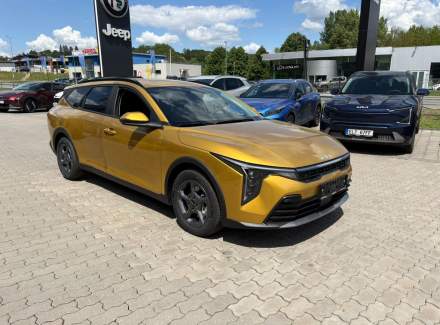 Kia - K4