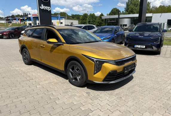 Kia - K4
