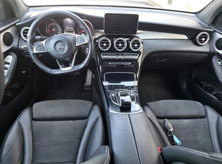 Mercedes-Benz - GLC