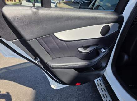 Mercedes-Benz - GLC