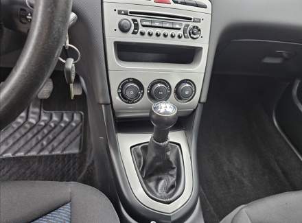 Peugeot - 308