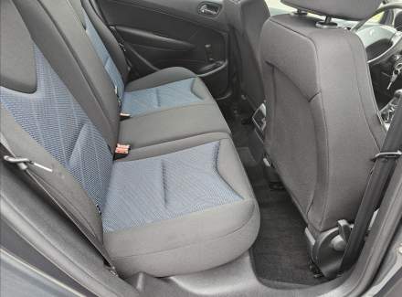 Peugeot - 308
