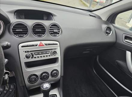 Peugeot - 308