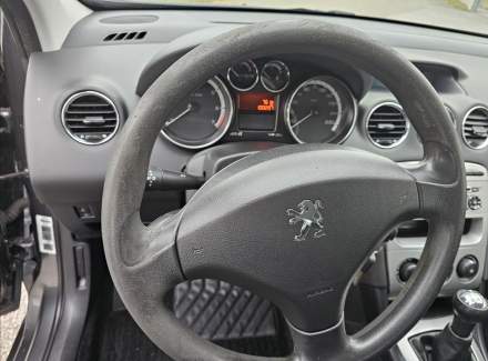Peugeot - 308