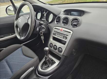 Peugeot - 308