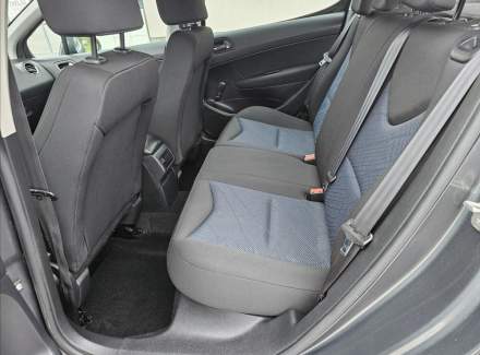 Peugeot - 308