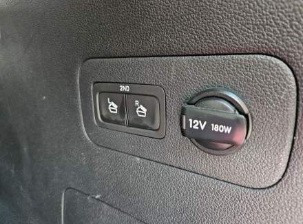 Hyundai - Santa FE