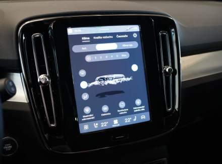 Volvo - XC40