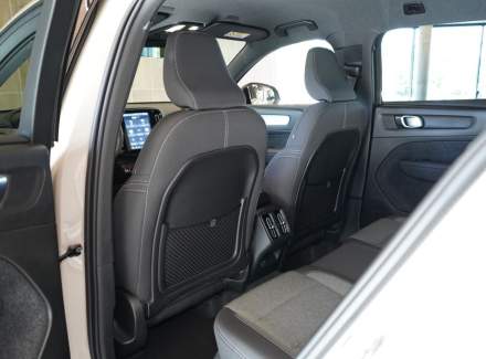 Volvo - XC40