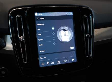 Volvo - XC40