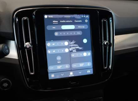 Volvo - XC40