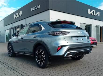 Kia - XCeed