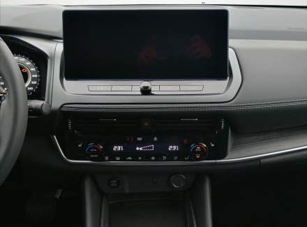 Nissan - Qashqai