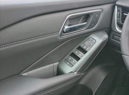 Nissan - Qashqai
