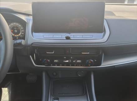 Nissan - Qashqai