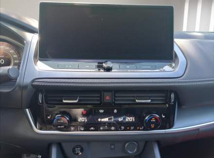 Nissan - Qashqai