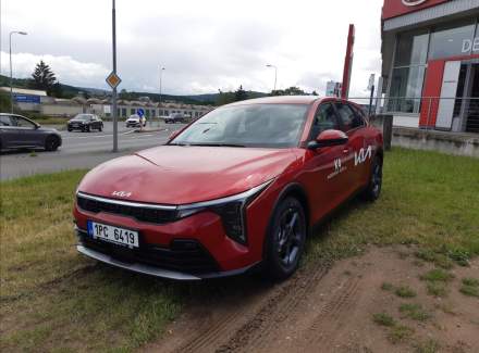Kia - K4