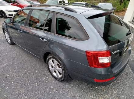 Škoda - Octavia