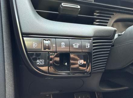 Hyundai - IONIQ 5