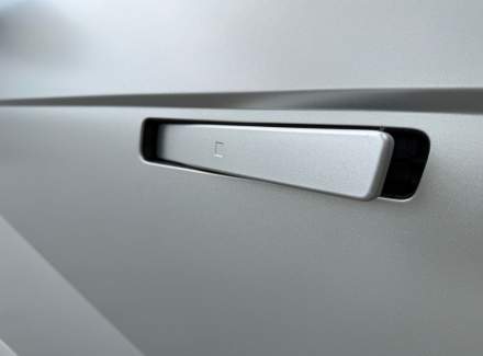 Hyundai - IONIQ 5