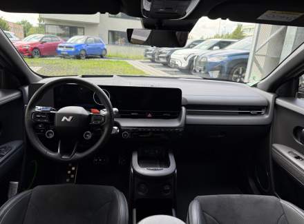 Hyundai - IONIQ 5