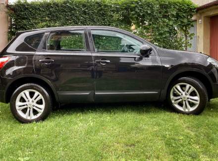 Nissan - Qashqai