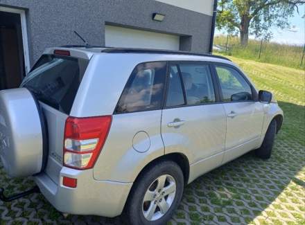 Suzuki - Grand Vitara