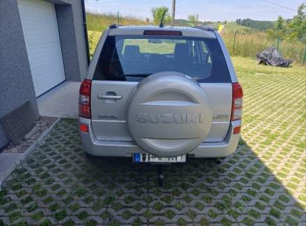 Suzuki - Grand Vitara