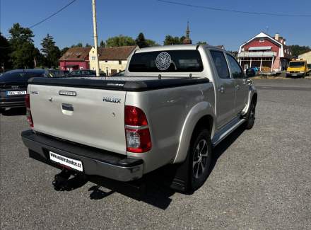 Toyota - Hilux