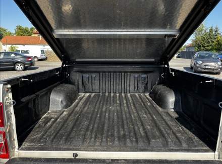 Toyota - Hilux