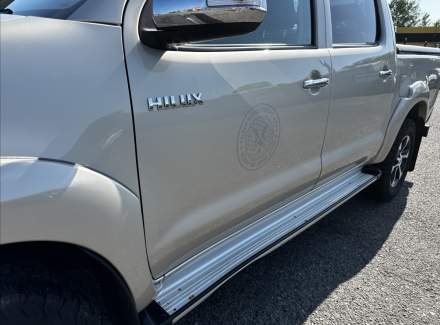 Toyota - Hilux