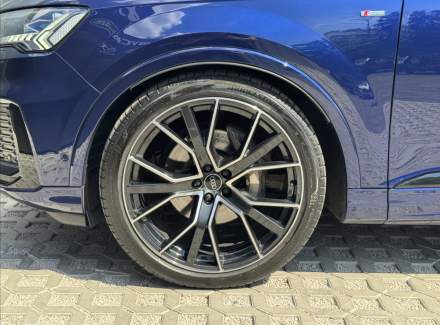 Audi - Q7